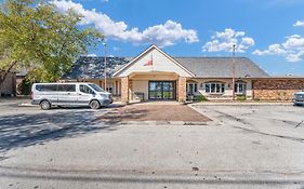 Eastlake Suites Hotel & Conference Center By Oyo Urbana